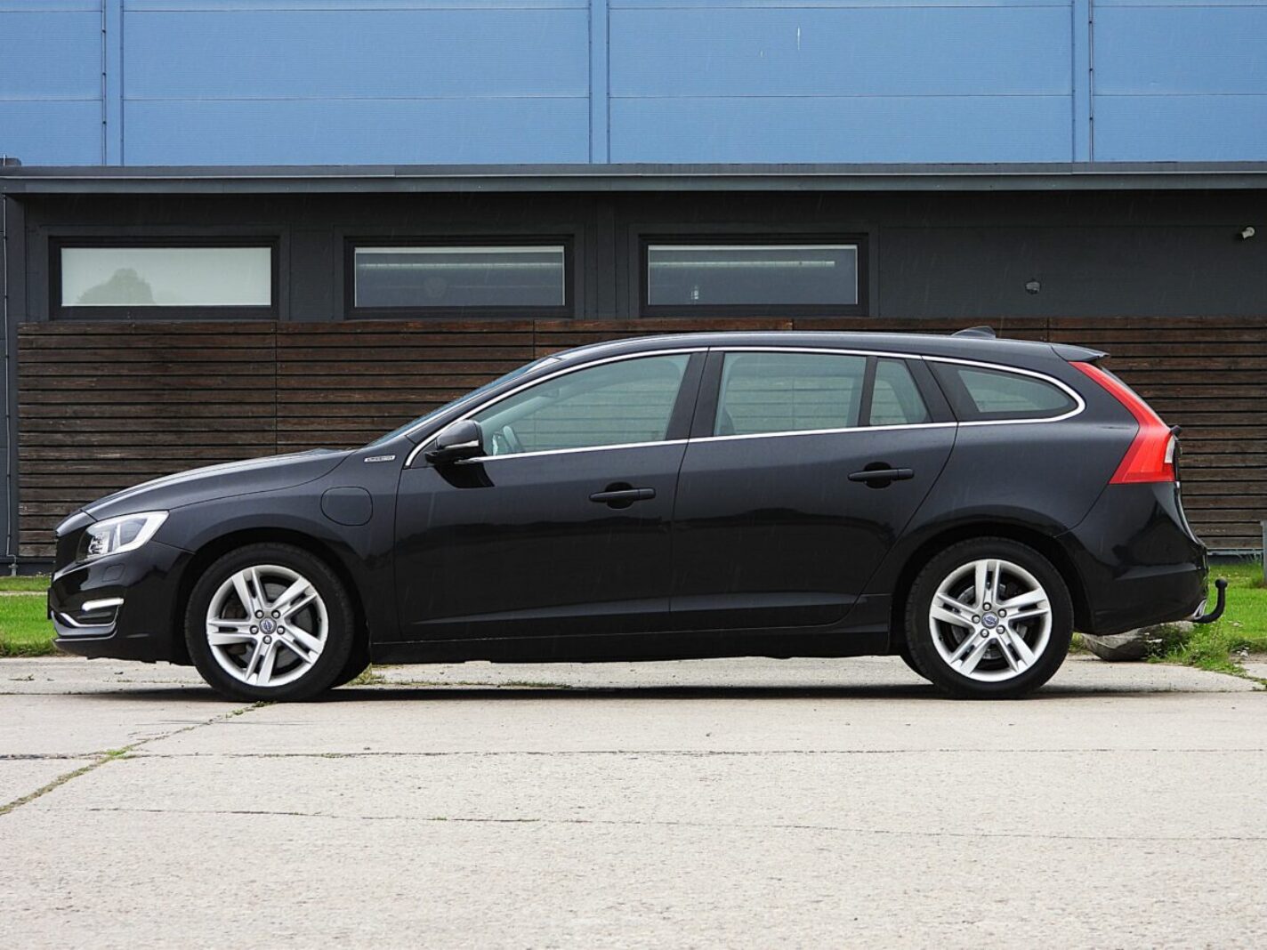 VOLVO V60 PLUG IN HYBRID
