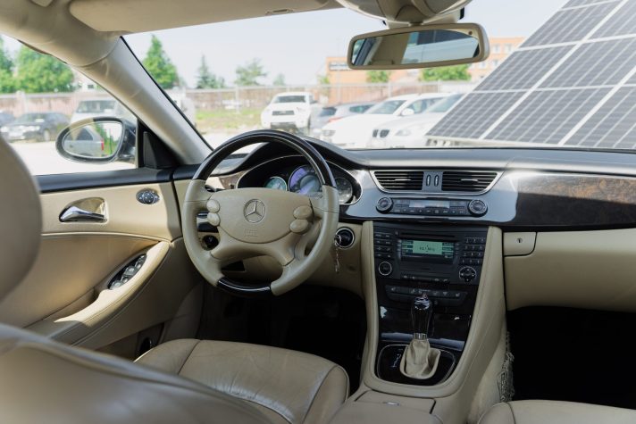 MERCEDES BENZ CLS 320
