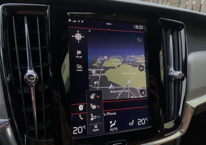Tikko ievests. Volvo V90 Cross Country Awd. 2.0 D5 (173 kw-235 zs) Dīzelis. ar Automātisko ātrumkārbu.