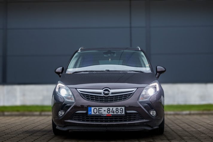 OPEL ZAFIRA TOURER