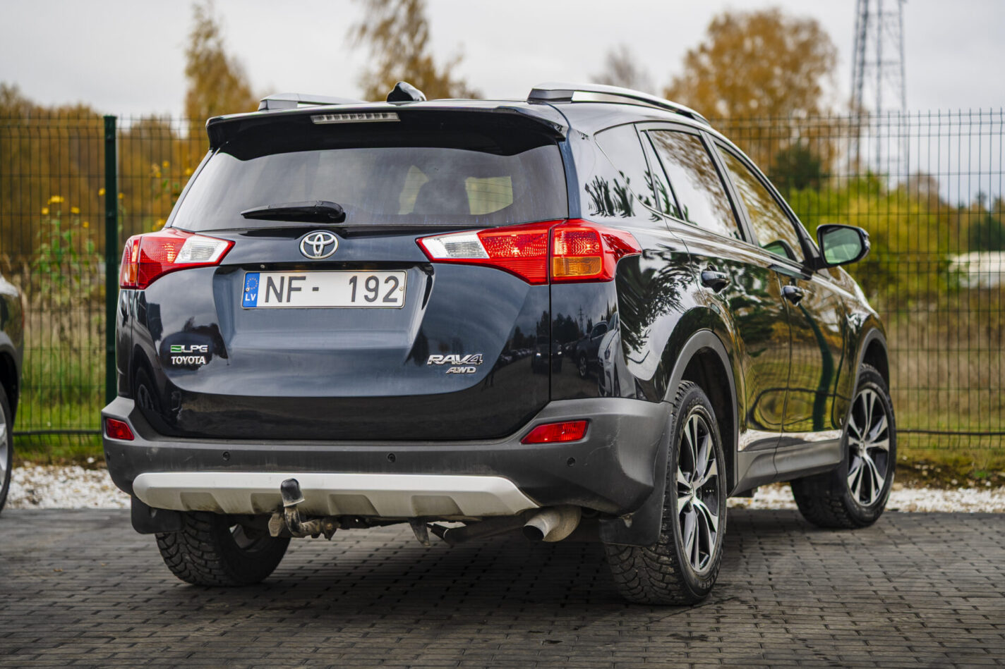 TOYOTA RAV 4