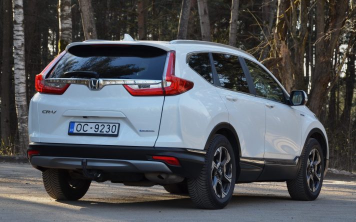 Tikko ievesta - Honda Cr-V 2.0 Hybrid Lifestyle ar automātisko ātrumkārbu.