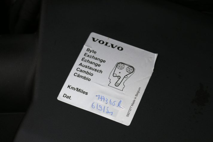 VOLVO XC60 2.4 D5 120 KW SUMMUM MEH.