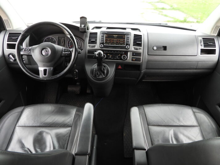 VW CARAVELLE