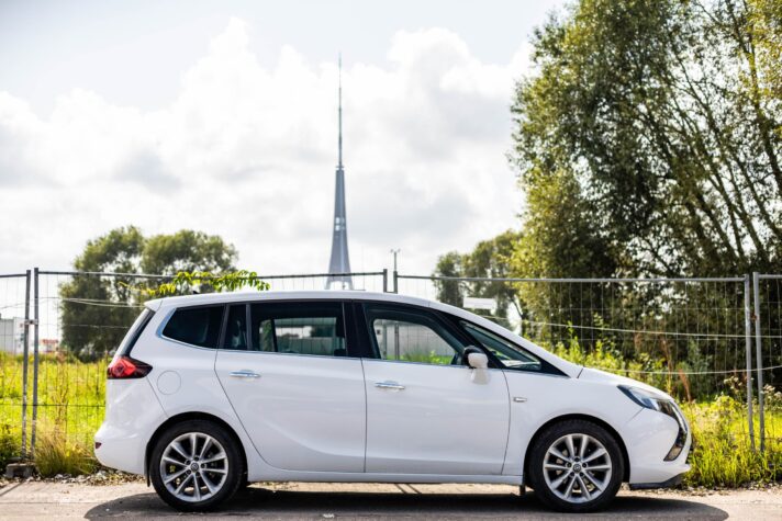 OPEL ZAFIRA TOURER