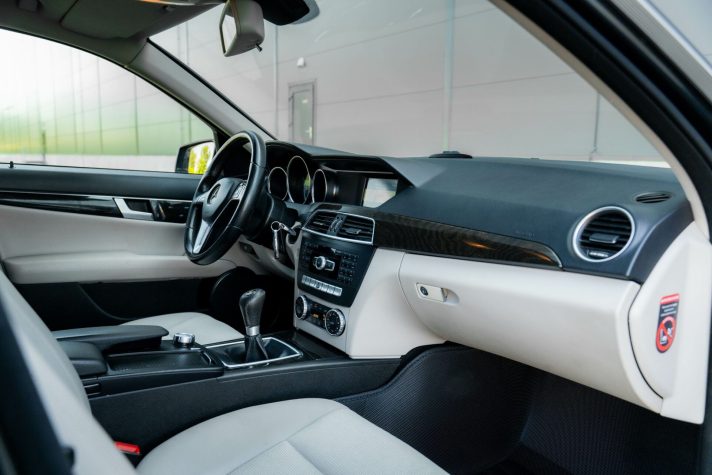 MERCEDES BENZ C220 CDI