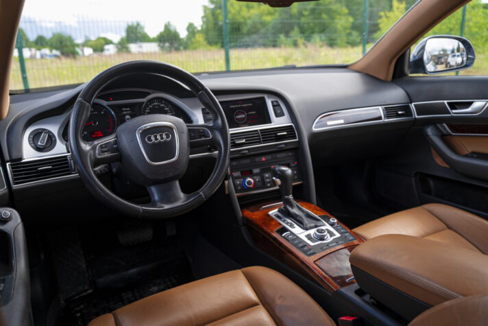 AUDI A6 FACE-LIFT QUATTRO