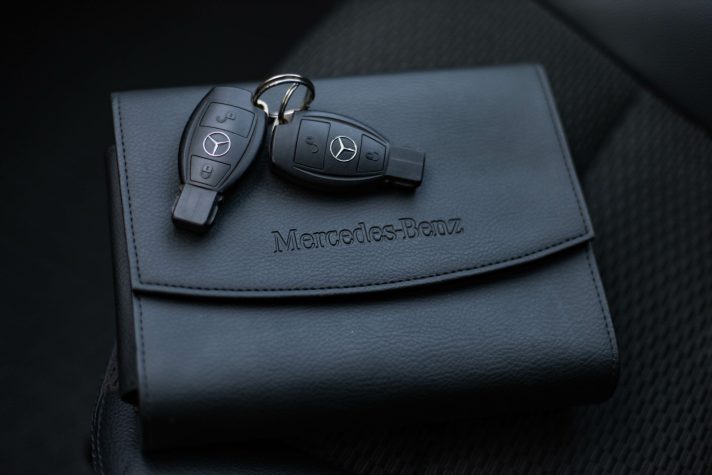 MERCEDES BENZ B 200