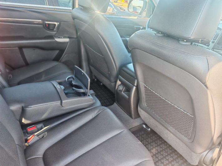 Hyundai Santa Fe 2.2 CRDi 4WD Manual, 197hp, 2012 gads.