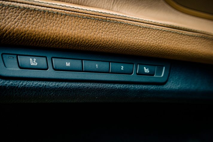 BMW 730
