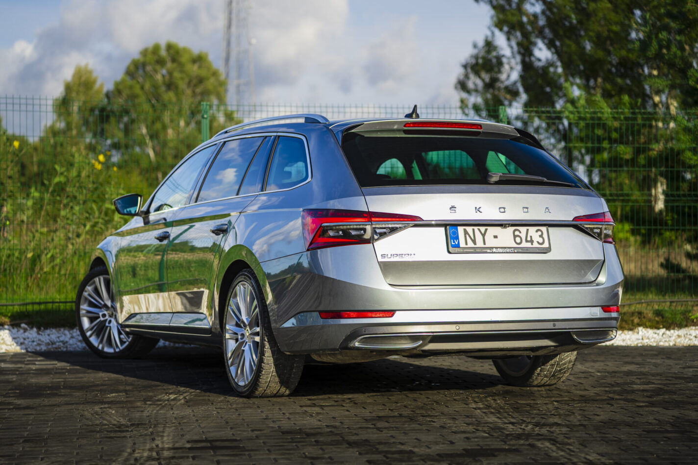 ŠKODA SUPERB LAURIN & KLEMENT