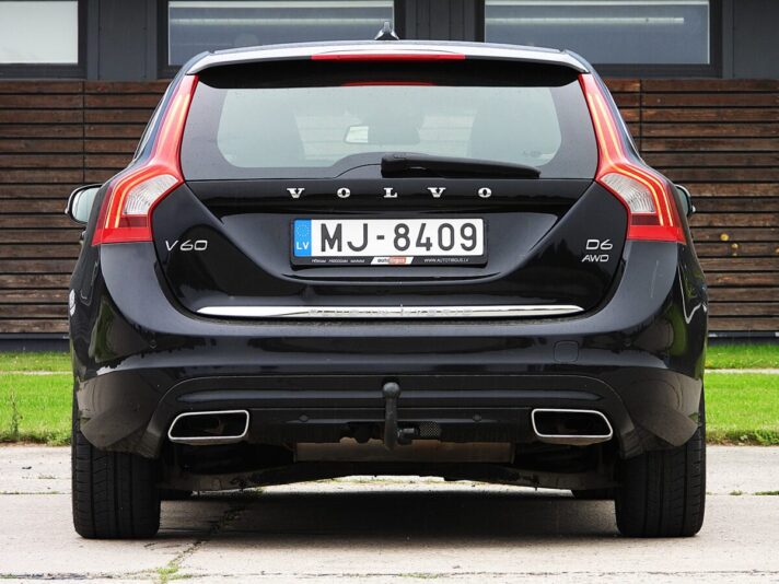 VOLVO V60 PLUG IN HYBRID
