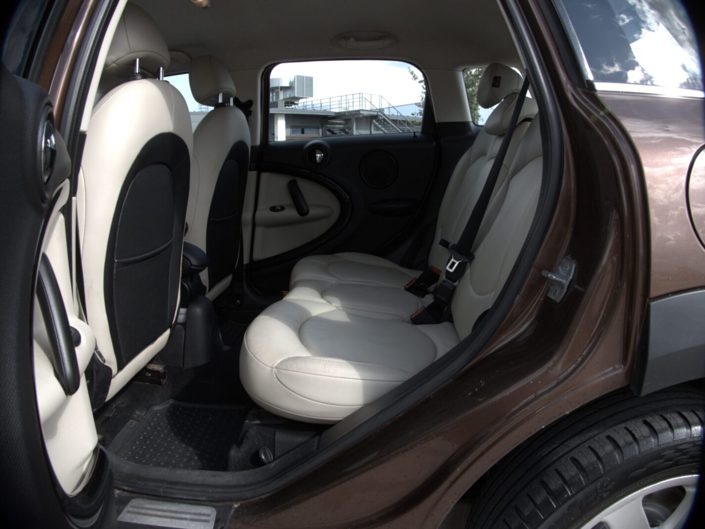 MINI COOPER ALL4