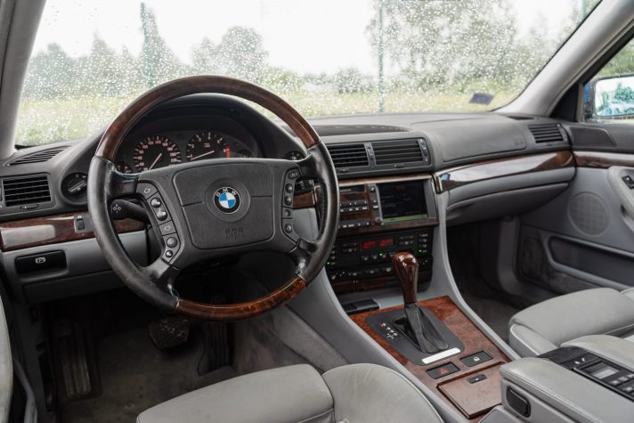 BMW 740I INDIVIDUAL