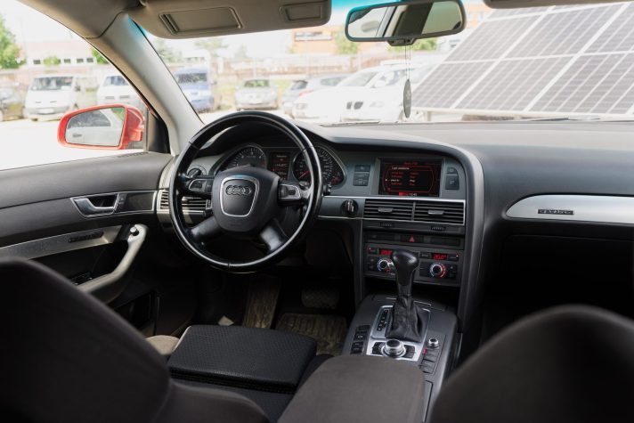 AUDI A6 QUATTRO