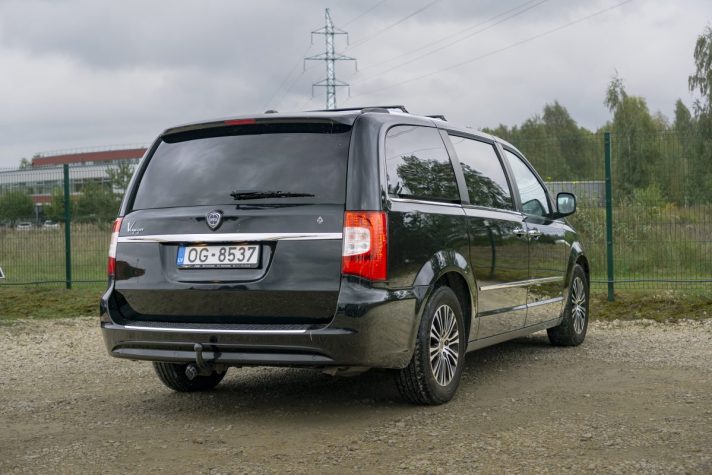 LANCIA VOYAGER