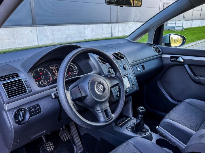 VW TOURAN