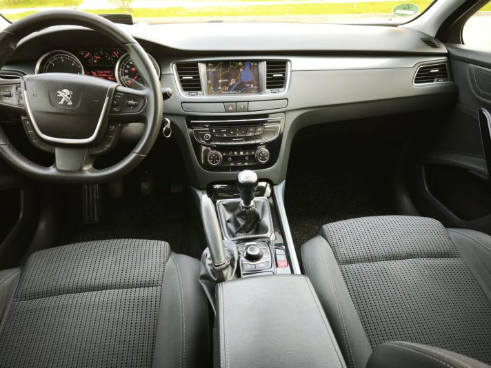 Peugeot 508 SW   2.0 DIZELIS 120 KWT