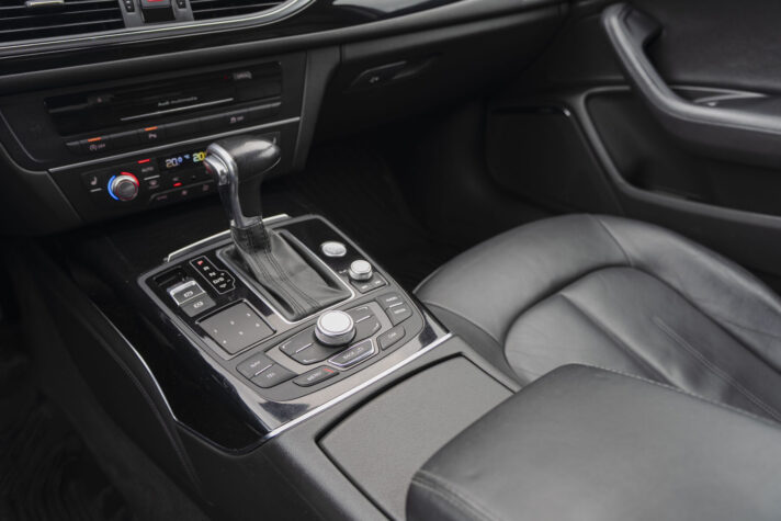 AUDI A6 LIMOUSINE QUATTRO