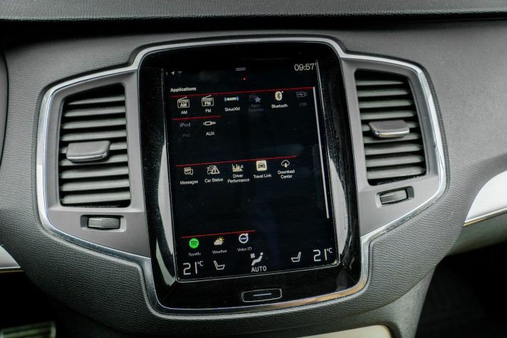 VOLVO XC90