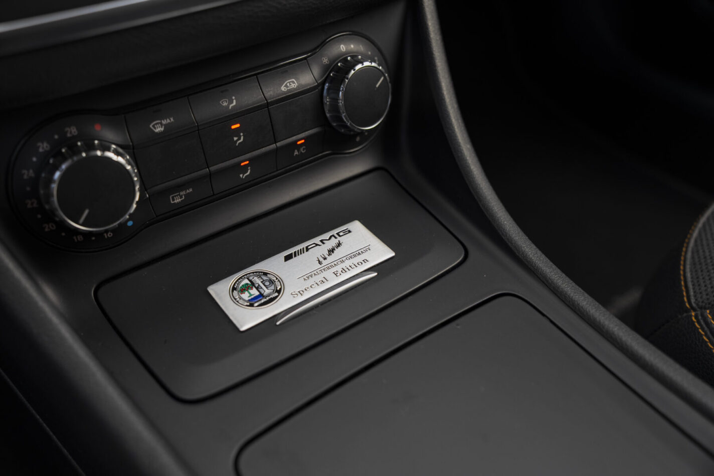 MERCEDES BENZ CLA 220 CDI