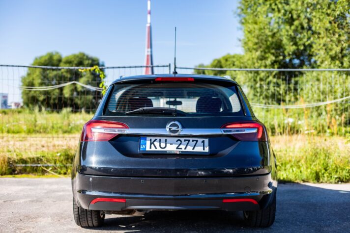 OPEL INSIGNIA SPORTS TOURER SW