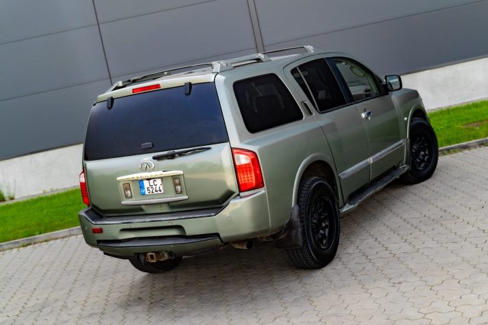 INFINITI QX56
