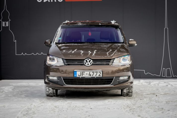 VW SHARAN