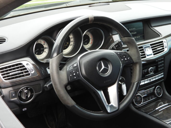 MERCEDES BENZ CLS