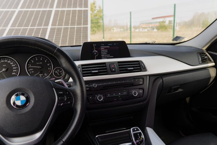 BMW 320 F30