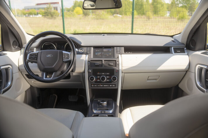 LAND ROVER DISCOVERY SPORT