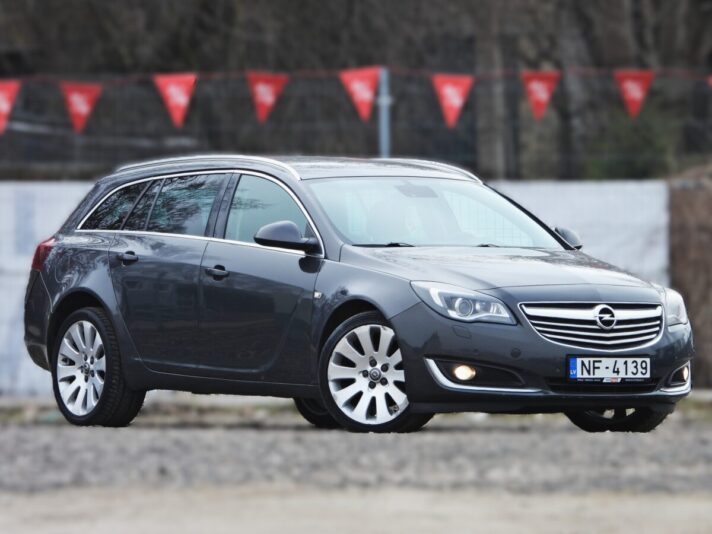 OPEL INSIGNIA