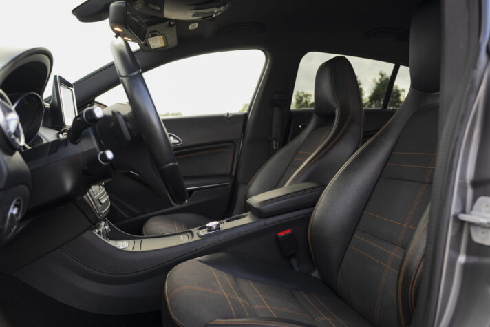 MERCEDES BENZ CLA 220 CDI
