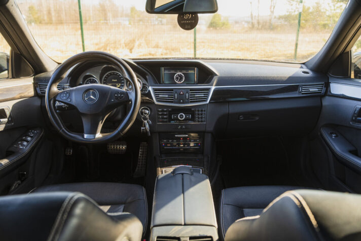 MERCEDES BENZ E350 AMG