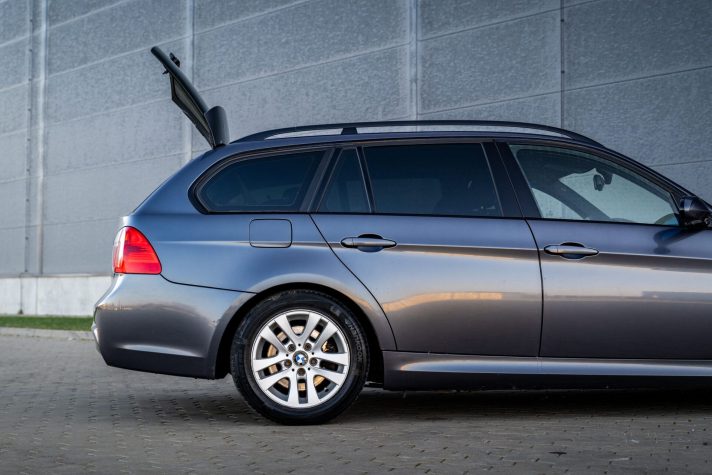 BMW 325
