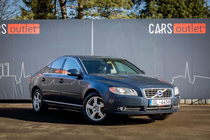 VOLVO S80