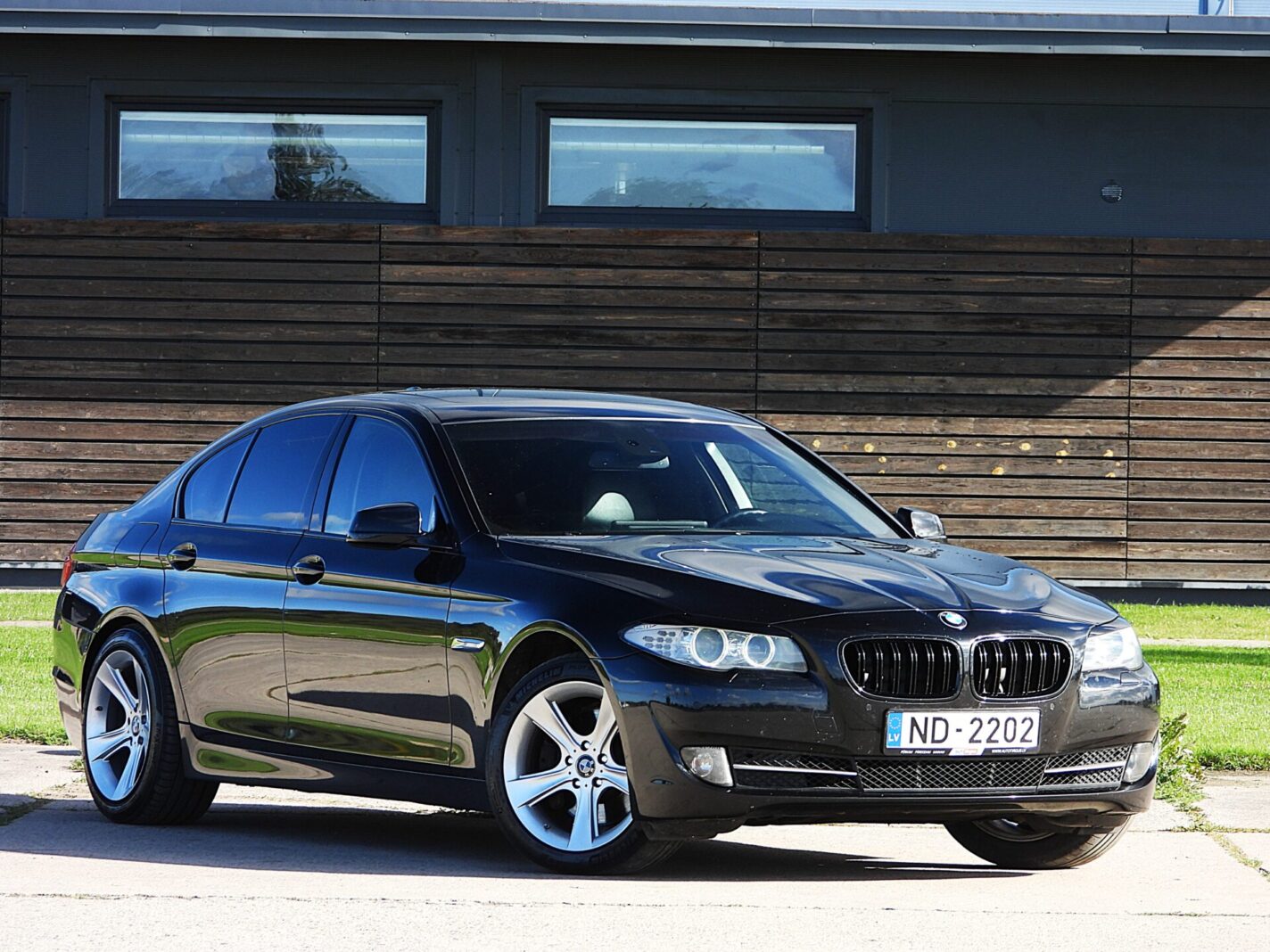 BMW 530