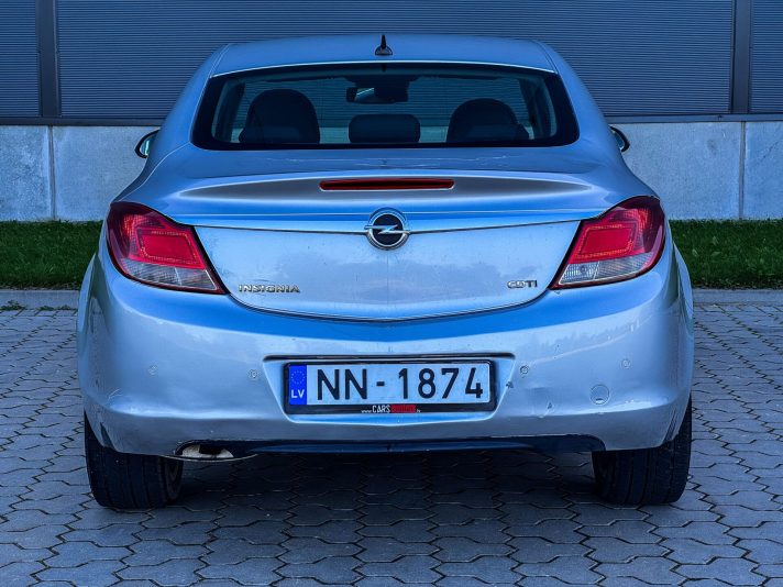 OPEL INSIGNIA