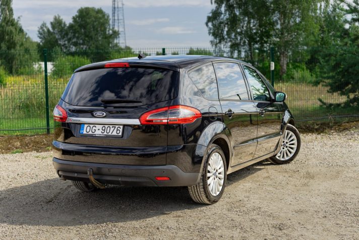 FORD S-MAX