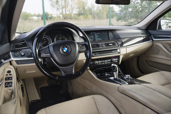 BMW 525