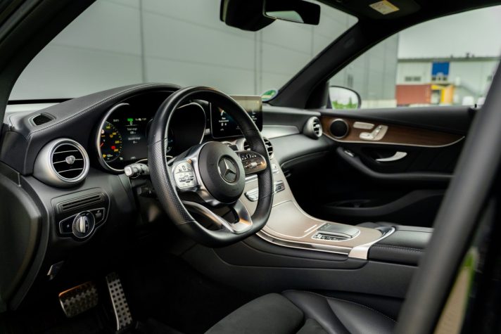 MERCEDES BENZ GLC 300 DE 4MATIC