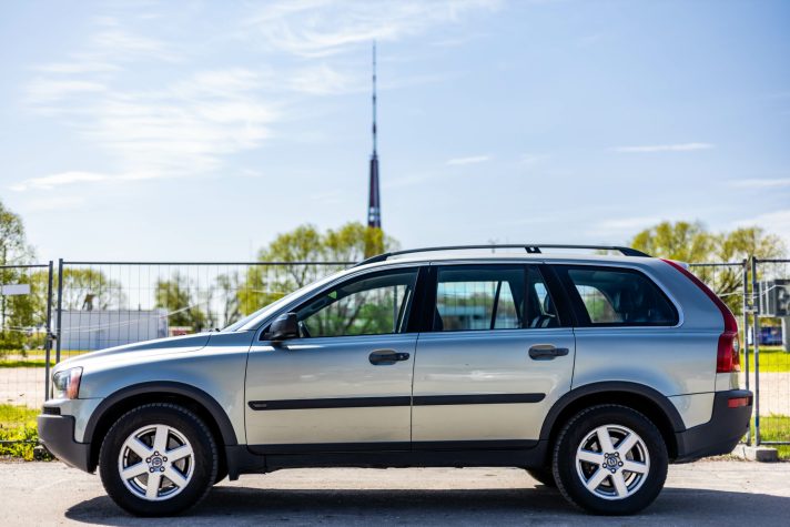 VOLVO XC90