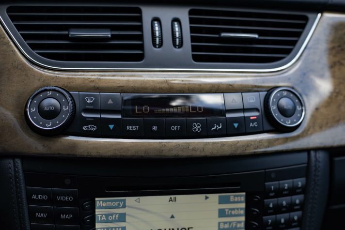 MERCEDES BENZ CLS 320
