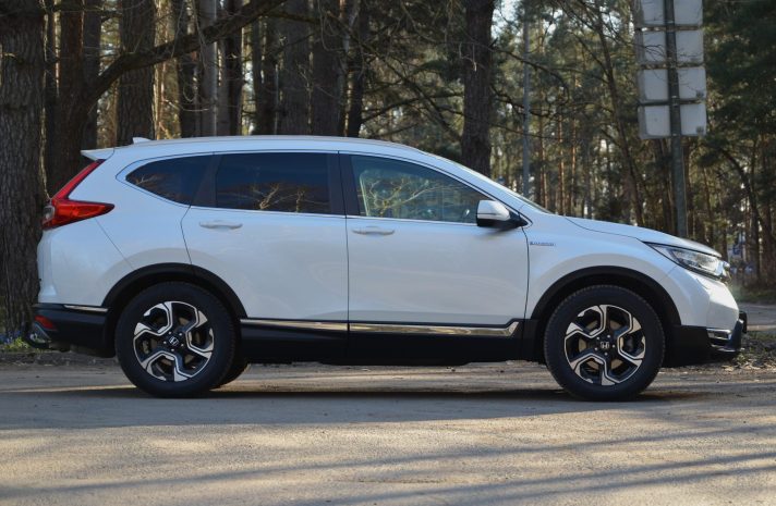 Tikko ievesta - Honda Cr-V 2.0 Hybrid Lifestyle ar automātisko ātrumkārbu.