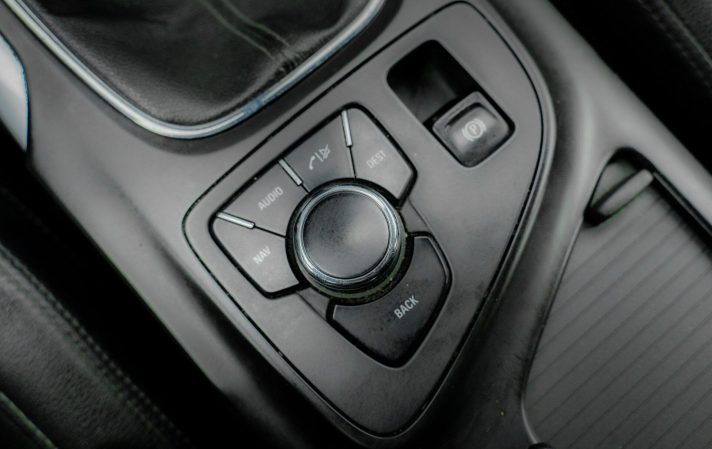 OPEL INSIGNIA LIMOUSINE