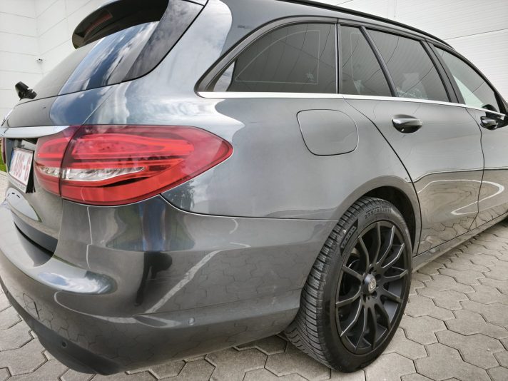 Mercedes-Benz C220 125kwt 7G-Tronic