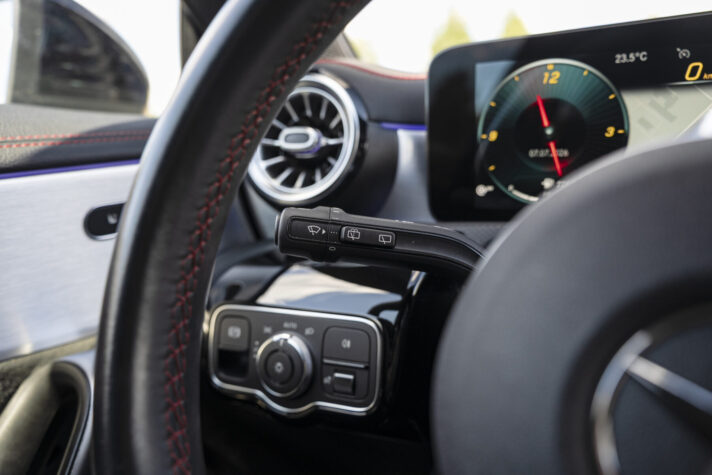 MERCEDES BENZ CLA 200D