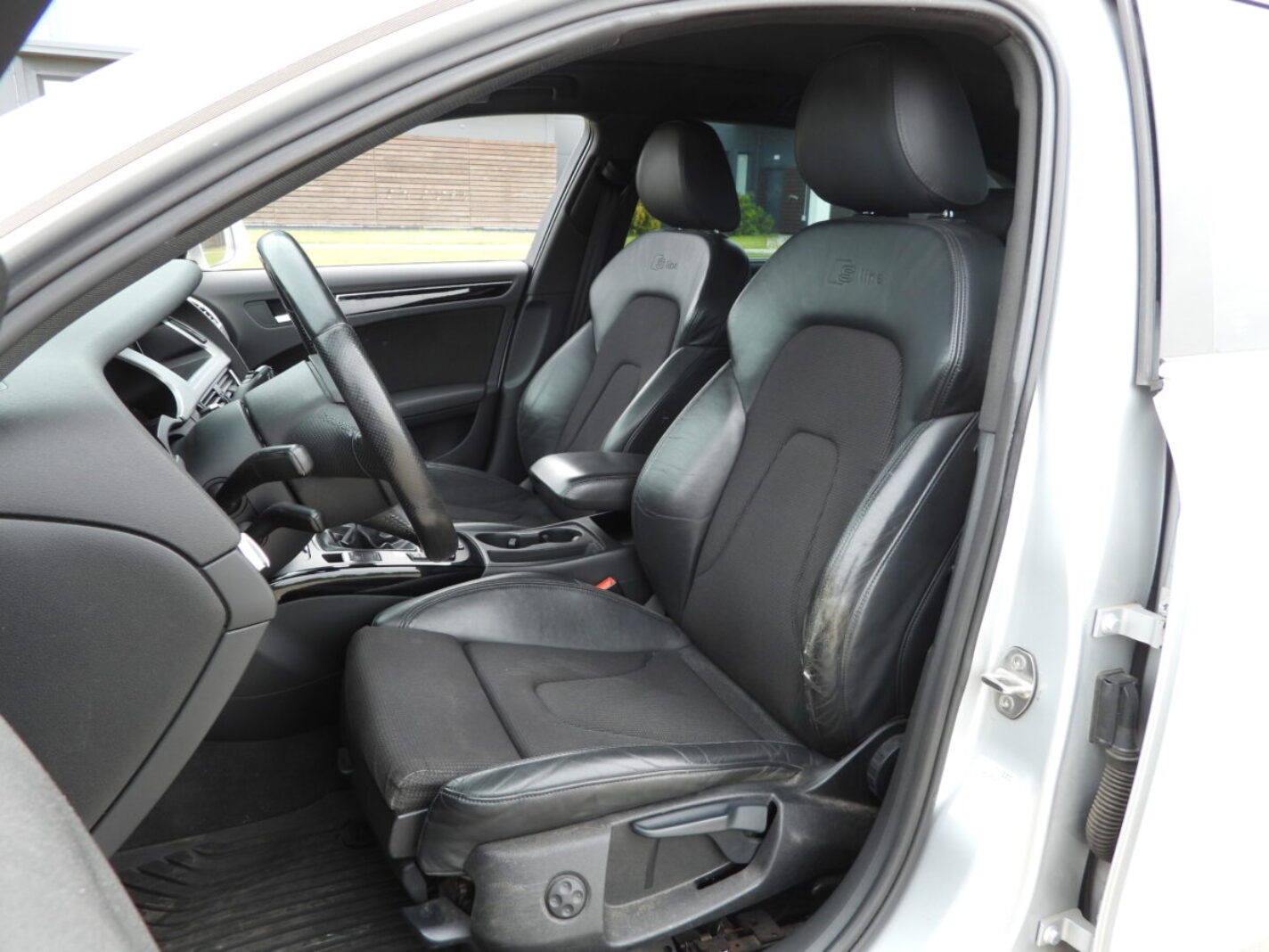 AUDI A4 S-LINE
