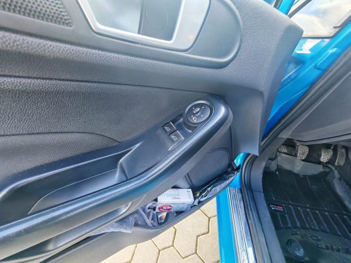 FORD FIESTA 1.0 benzins, 74kW