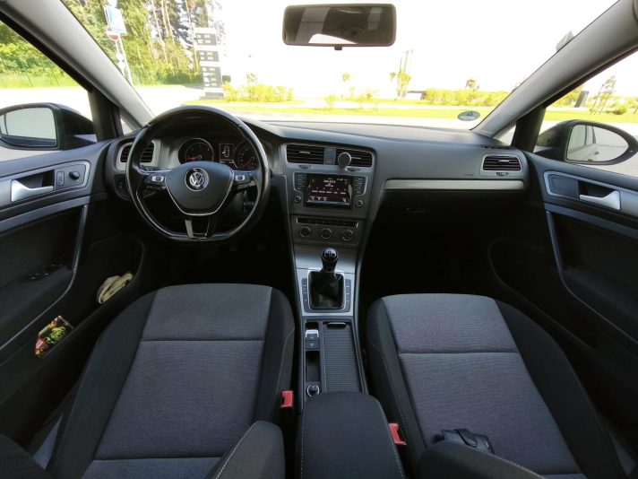 GOLF VII  2014 g.  1,6 Dīzelis 4,0-5,0/100km.